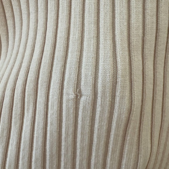 Truth by Republic Cream Ribbed Stretch Mock T Neck Sweater Laser Cut Out Detail - Picture 4 of 10